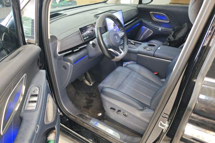 Used VOYAH Dream 2026 Model PHEV Qiankun Max Driver Seat