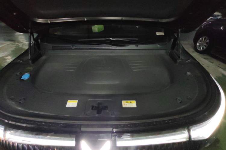 Used VOYAH Dream 2026 Model, PHEV Champion Edition Engine Bay