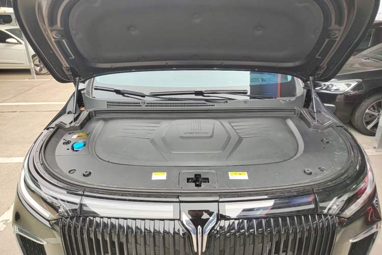 Used VOYAH Dream 2026 Model, PHEV Champion Edition Engine Bay