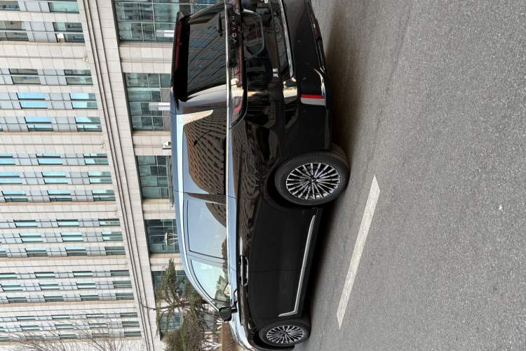 Used VOYAH Dream 2026 Model PHEV Qiankun Max Exterior 11