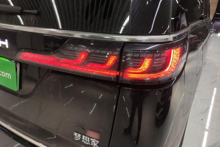 Used VOYAH Dream 2026 Model PHEV Qiankun Ultra Exterior 3