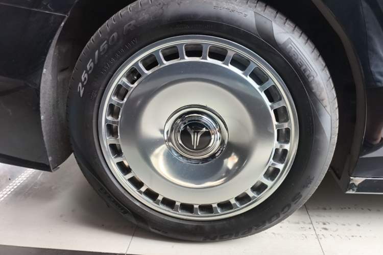 Used VOYAH Dream 2026 Model PHEV Qiankun Ultra Exterior 5