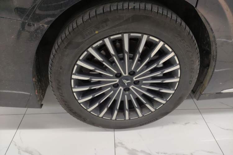 Used VOYAH Dream 2026 Model PHEV Qiankun Ultra Exterior 5