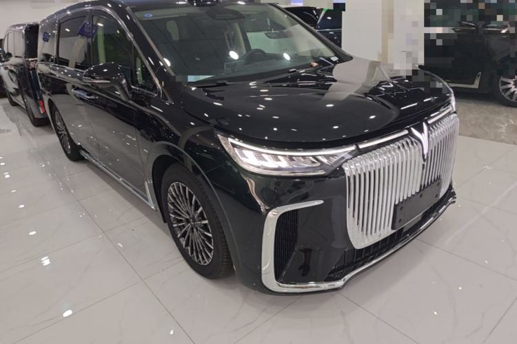 Used VOYAH Dream 2026 Model PHEV Qiankun Ultra Front Right 45 Deg