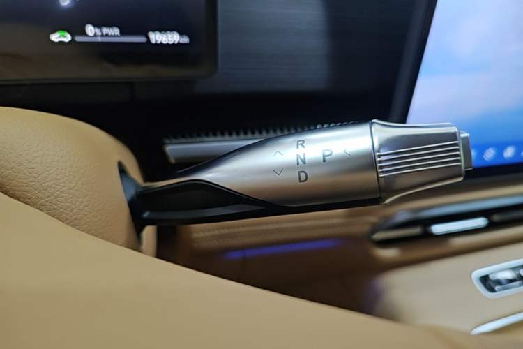 Used VOYAH Dream 2026 Model PHEV Qiankun Ultra Gear Lever