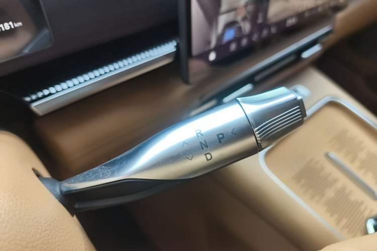 Used VOYAH Dream 2026 Model PHEV Qiankun Ultra Gear Lever