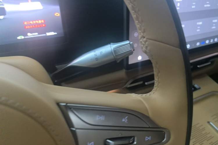 Used VOYAH Dream 2026 Model PHEV Qiankun Ultra Gear Lever
