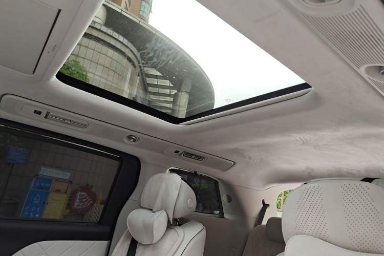 Used VOYAH Dream 2026 Model PHEV Qiankun Ultra Headliner