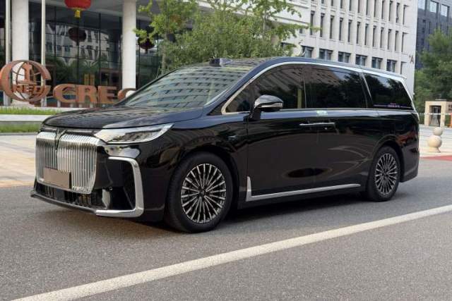 Used VOYAH Dream 2026 Model PHEV Qiankun Ultra