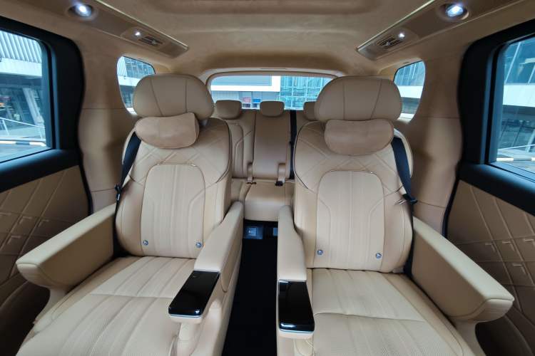 Used VOYAH Dream 2026 Model PHEV Qiankun Ultra Interior 10