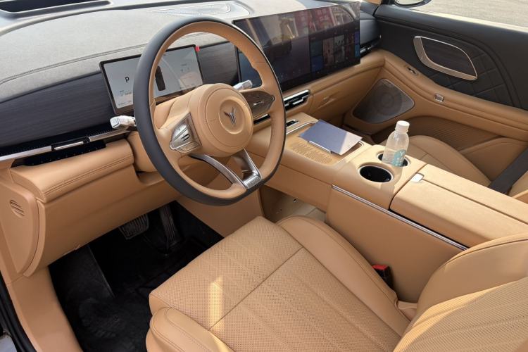 Used VOYAH Dream 2026 Model PHEV Kunpeng Pro Interior 2