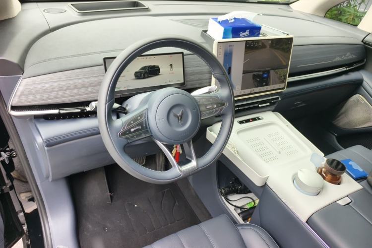 Used VOYAH Dream 2026 Model PHEV Qiankun Ultra Interior 2