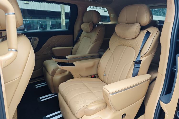 Used VOYAH Dream 2026 Model PHEV Qiankun Ultra Interior 5