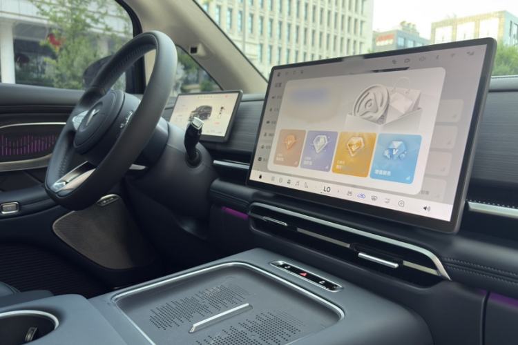Used VOYAH Dream 2026 Model PHEV Qiankun Ultra Interior 5