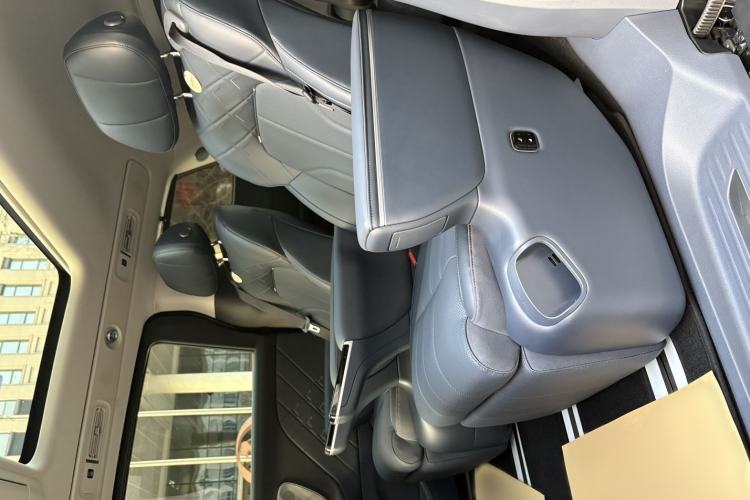 Used VOYAH Dream 2026 Model PHEV Qiankun Max Interior 7