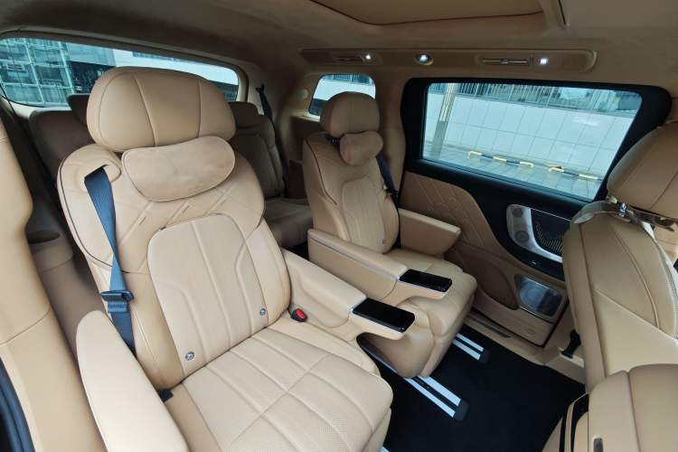 Used VOYAH Dream 2026 Model PHEV Qiankun Ultra Interior 8