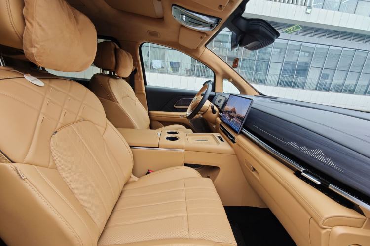 Used VOYAH Dream 2026 Model PHEV Qiankun Ultra Interior 9