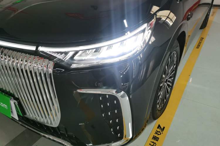Used VOYAH Dream 2026 Model PHEV Qiankun Ultra Left Front Headlight