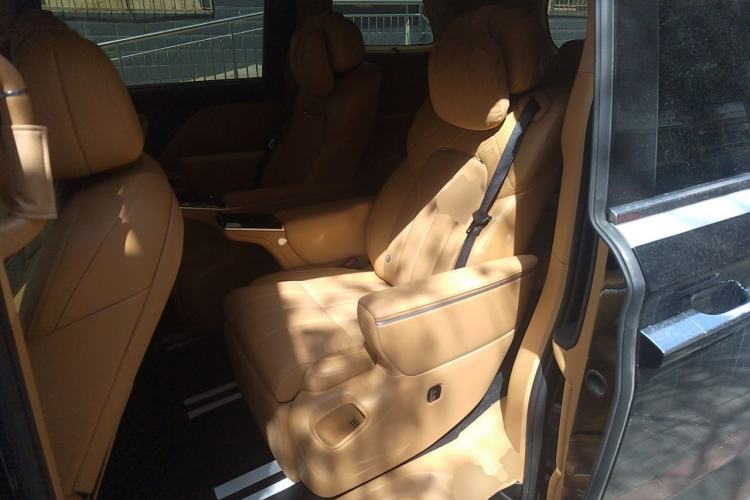 Used VOYAH Dream 2026 Model PHEV Kunpeng Pro Left Rear Seat