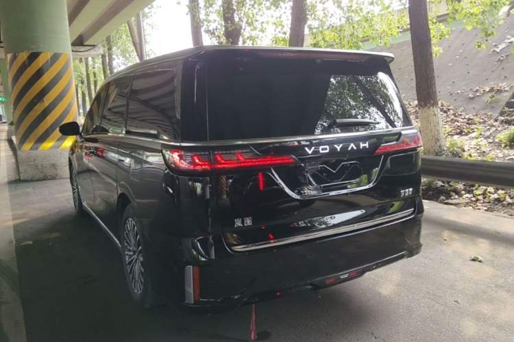 Used VOYAH Dream 2026 Model PHEV Qiankun Max Rear Left 45 Deg