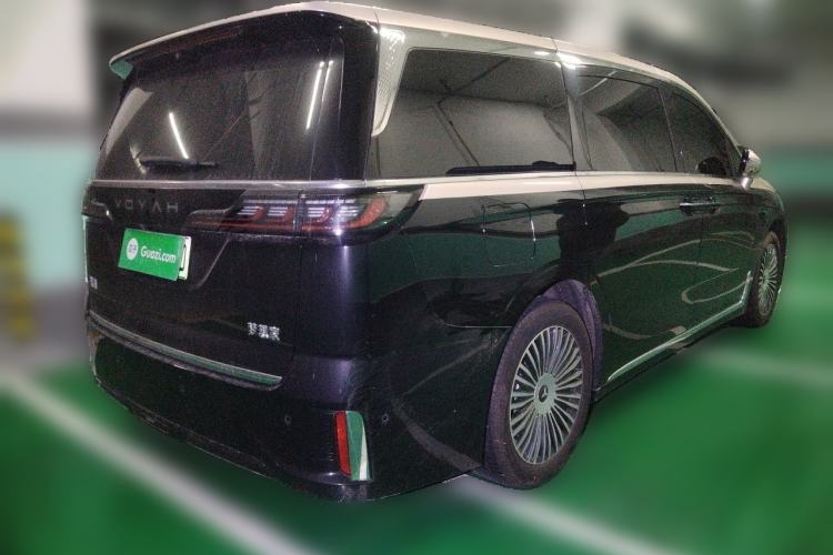Used VOYAH Dream 2026 Model, PHEV Champion Edition Rear Right 45 Deg