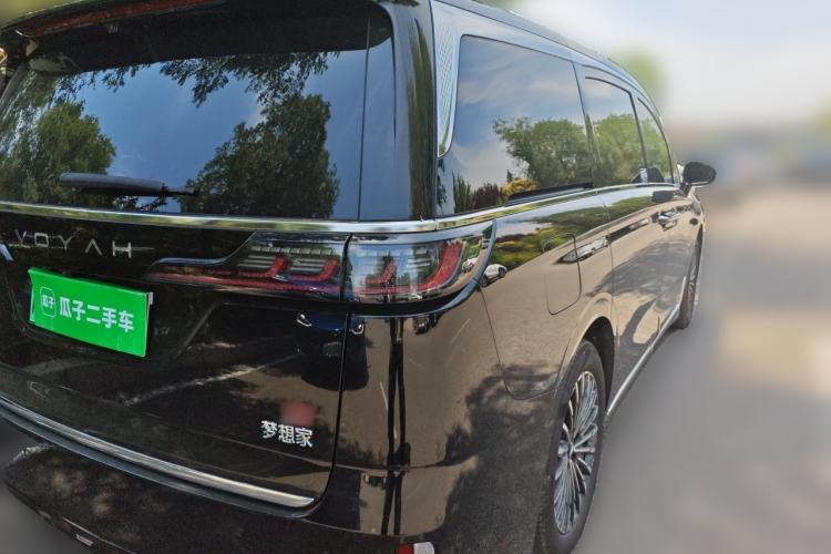 Used VOYAH Dream 2026 Model, PHEV Champion Edition Rear Right 45 Deg