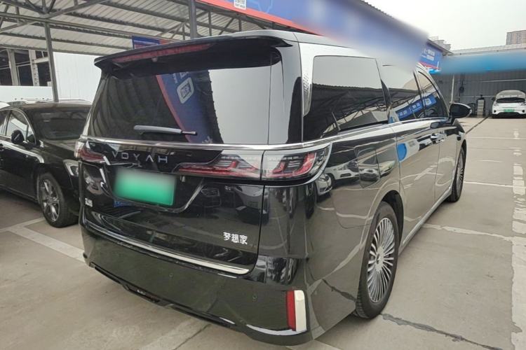 Used VOYAH Dream 2026 Model, PHEV Champion Edition Rear Right 45 Deg