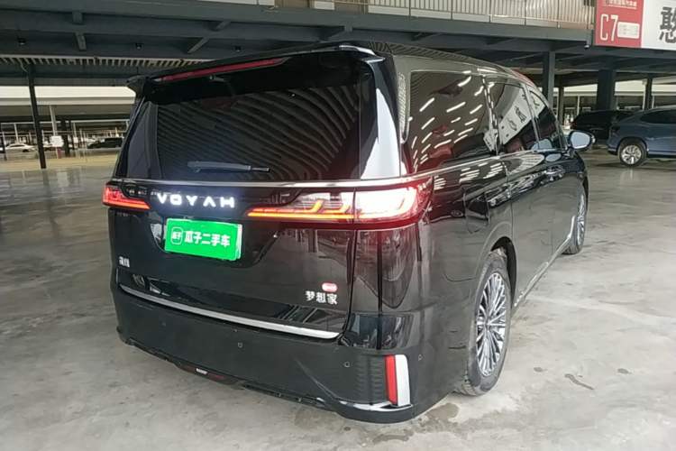 Used VOYAH Dream 2026 Model PHEV Qiankun Pro Rear Right 45 Deg