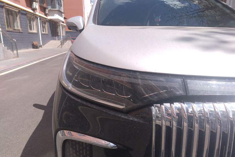 Used VOYAH Dream 2026 Model PHEV Kunpeng Pro Right Front Headlight