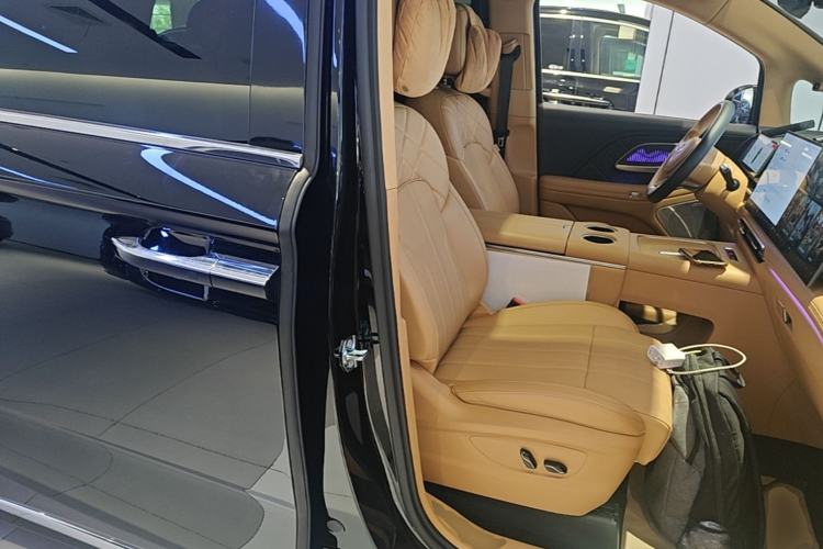Used VOYAH Dream 2026 Model PHEV Kunpeng Pro Right Front Seat