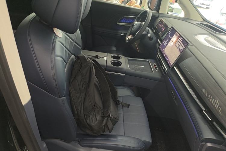 Used VOYAH Dream 2026 Model PHEV Qiankun Ultra Right Front Seat