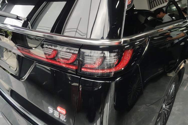 Used VOYAH Dream 2026 Model PHEV Qiankun Ultra Right Rear Taillight