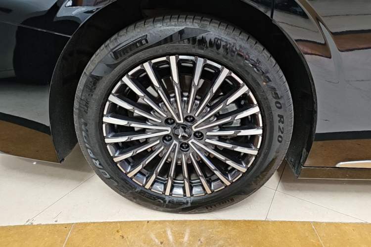 Used VOYAH Dream 2026 Model PHEV Qiankun Ultra Right Rear Wheel Hub