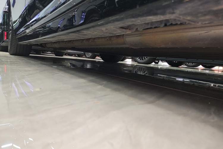 Used VOYAH Dream 2026 Model PHEV Qiankun Ultra Right Side Sill