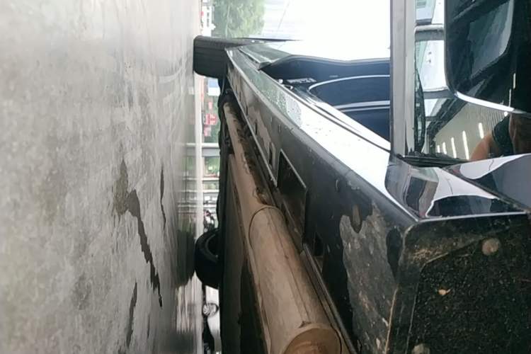 Used VOYAH Dream 2026 Model PHEV Qiankun Pro Right Side Sill