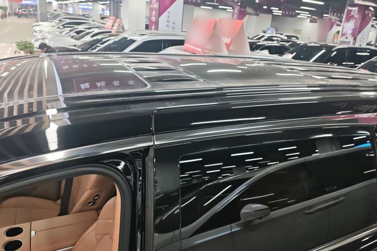 Used VOYAH Dream 2026 Model PHEV Kunpeng Pro Roof