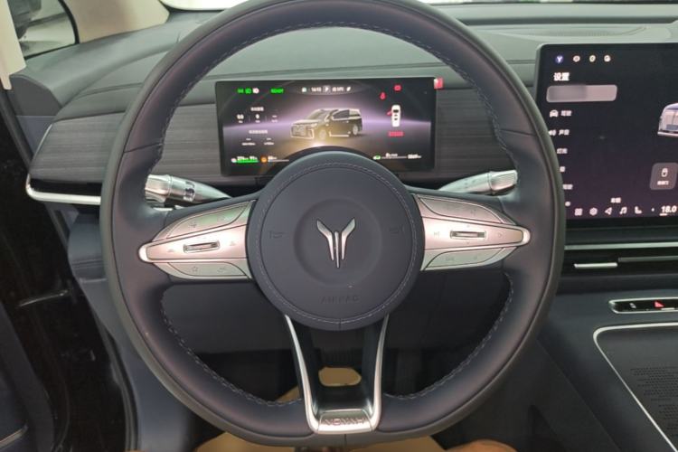 Used VOYAH Dream 2026 Model PHEV Qiankun Ultra Steering Wheel