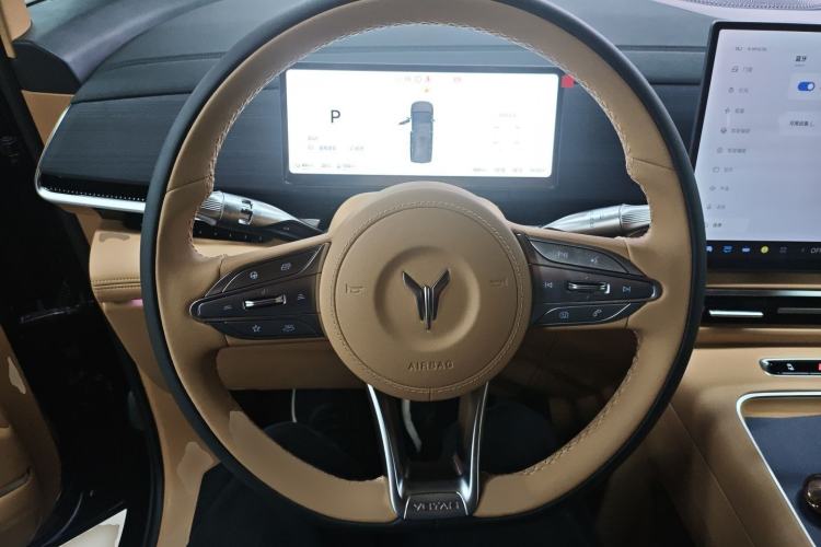 Used VOYAH Dream 2026 Model PHEV Kunpeng Pro Steering Wheel