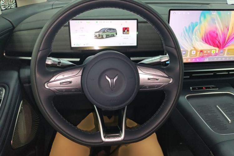 Used VOYAH Dream 2026 Model PHEV Qiankun Ultra Steering Wheel