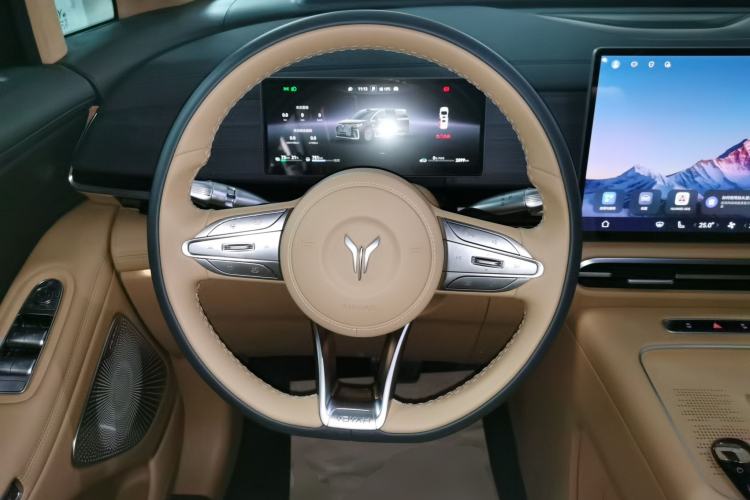 Used VOYAH Dream 2026 Model PHEV Qiankun Ultra Steering Wheel