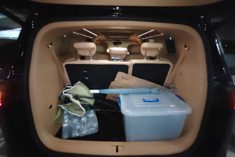 Used VOYAH Dream 2026 Model, PHEV Champion Edition Trunk