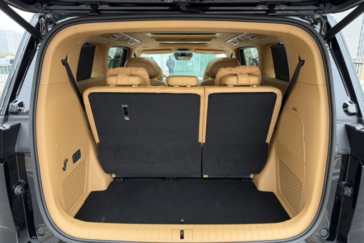 Used VOYAH Dream 2026 Model PHEV Qiankun Ultra Trunk