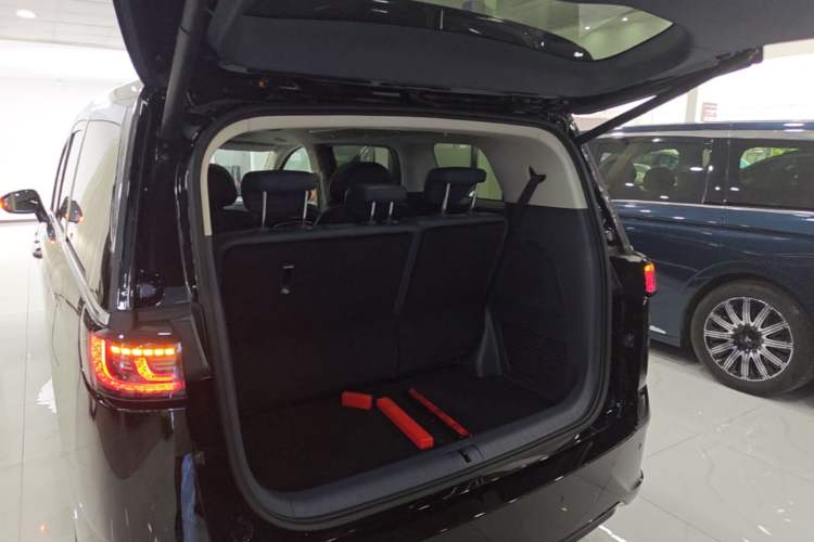 Used VOYAH Dream 2026 Model PHEV Qiankun Ultra Trunk
