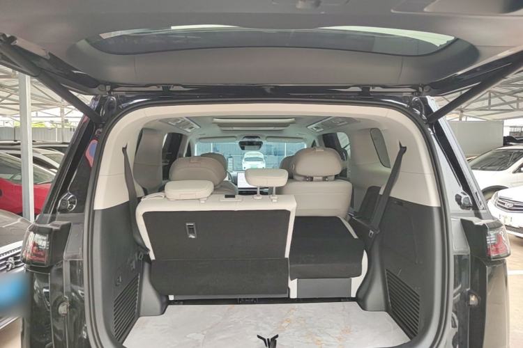 Used VOYAH Dream 2026 Model, PHEV Champion Edition Trunk