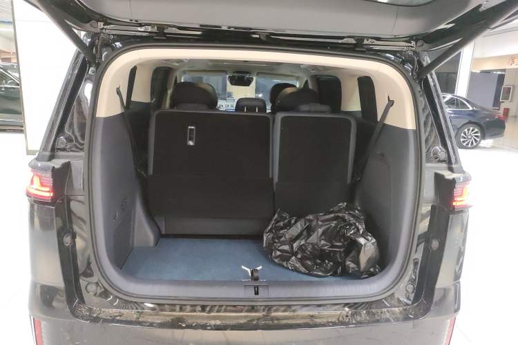 Used VOYAH Dream 2026 Model PHEV Qiankun Ultra Trunk