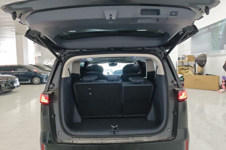 Used VOYAH Dream 2026 Model PHEV Qiankun Max Trunk