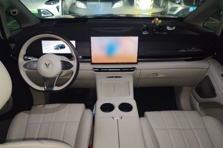 Used VOYAH Dream 2026 Model PHEV Qiankun Pro Center Console