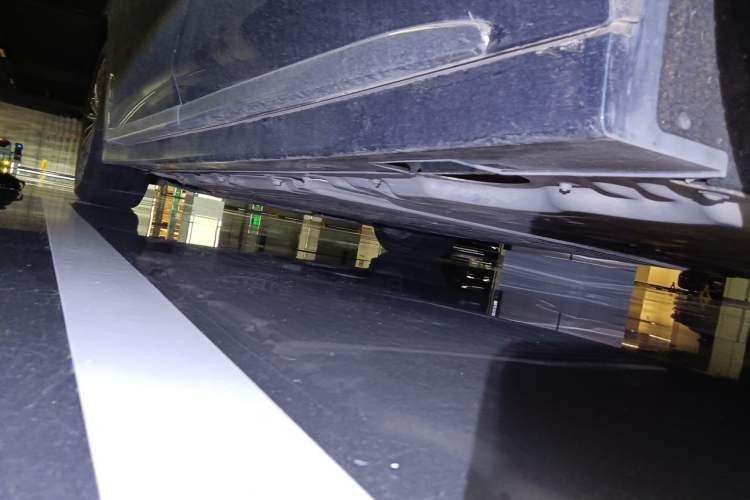 Used VOYAH Dream 2026 Model PHEV Qiankun Ultra Chassis Rear Left