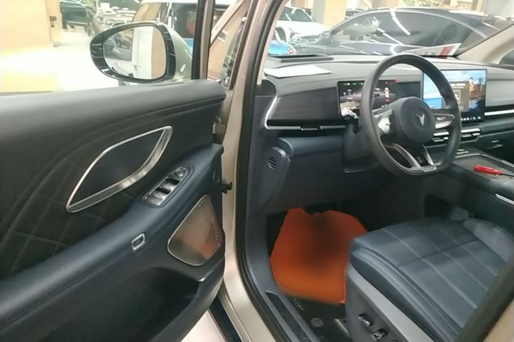 Used VOYAH Dream 2026 Model PHEV Qiankun Ultra Driver Seat