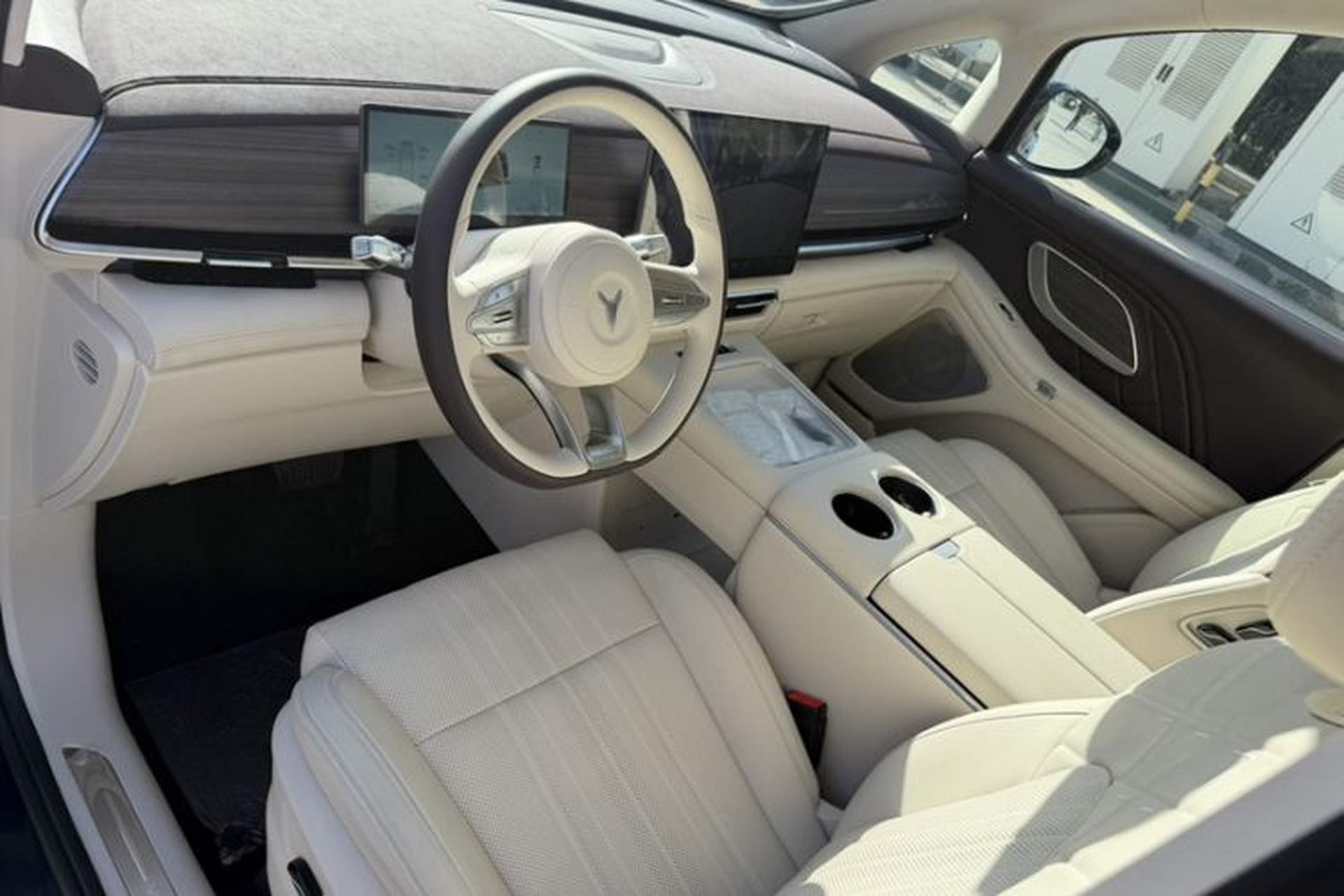Used VOYAH Dream 2026 Model PHEV Qiankun Ultra Exterior 5